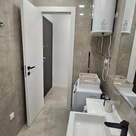 Levant Апартаменти