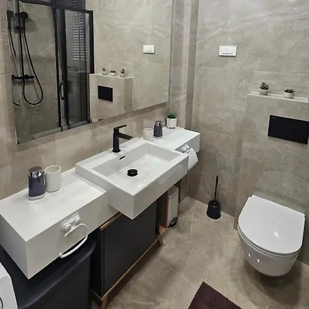 Levant Апартаменти Задар